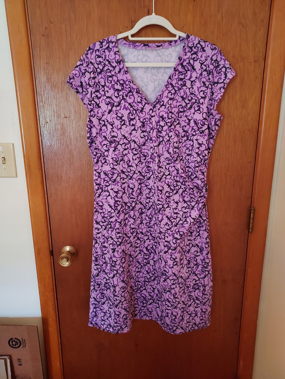 Athleta Lavender Purple V-Neck Midi Dress with Black Scroll Pattern